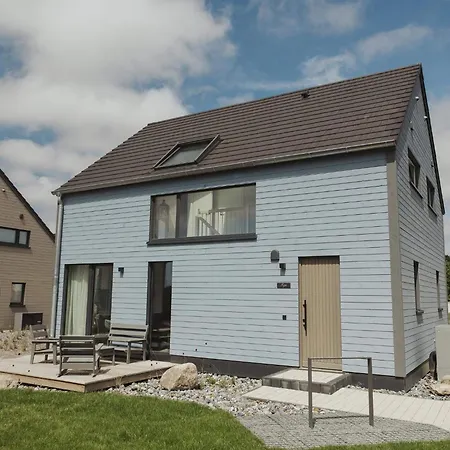 Stilvolles Haus Im Ruegen
