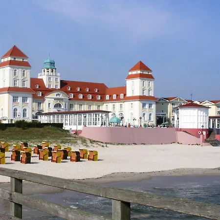 Ferienhaus Stilvolles Haus Im Ruegen Sagard