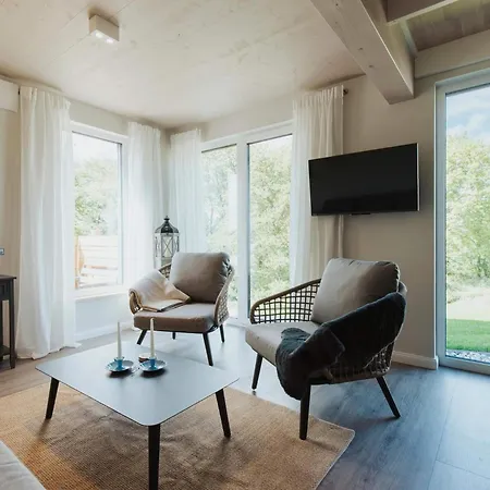 Stilvolles Haus Im Ruegen * Sagard